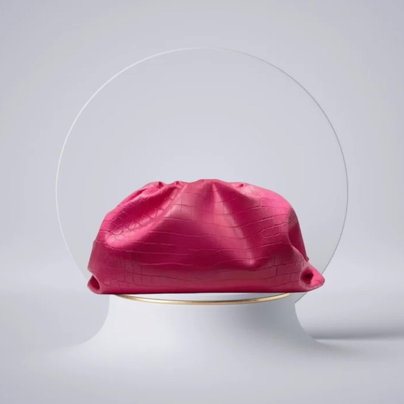 GOT MY ATTENTION CLOUD POUCH - Picture 2 of 6